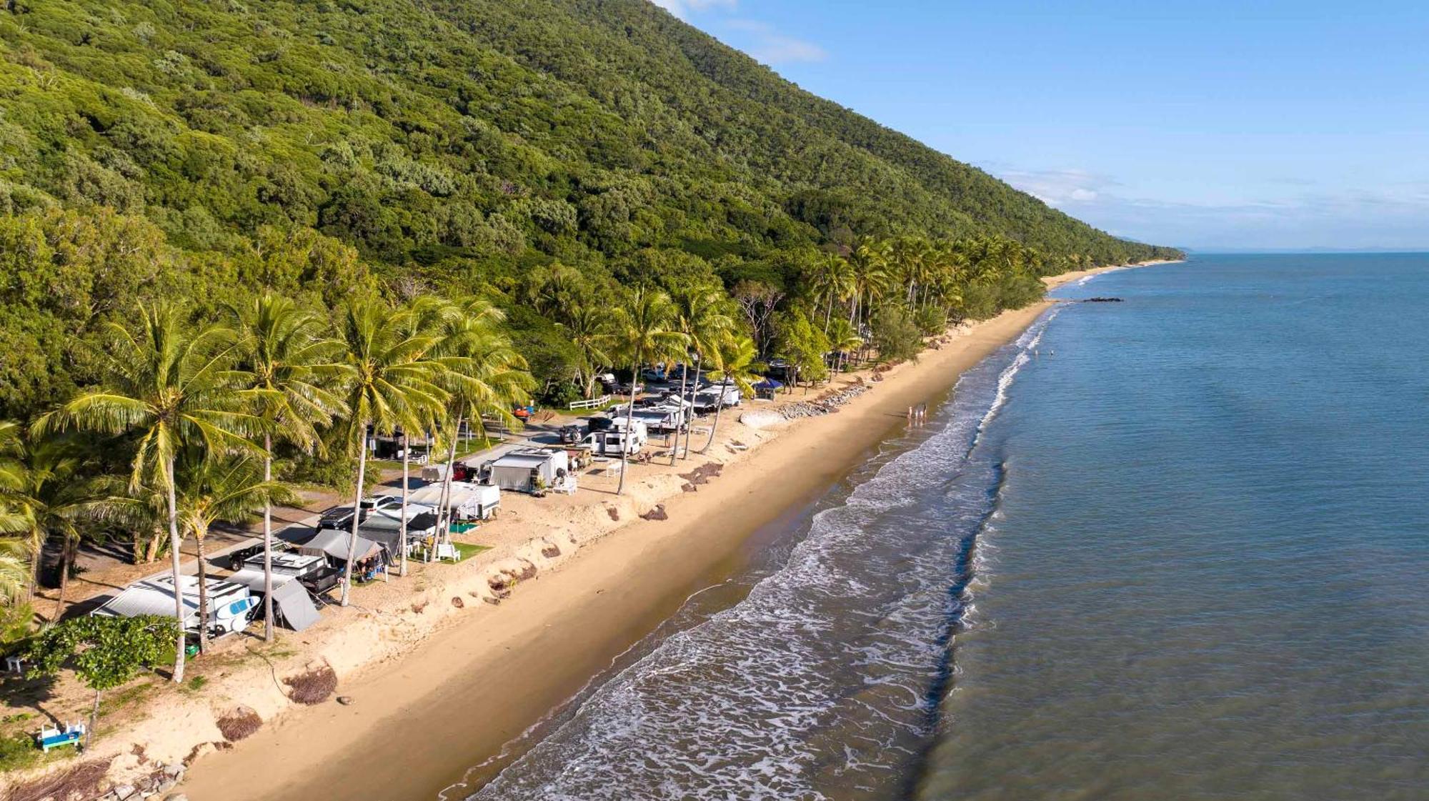 Ellis Beach Oceanfront Holiday Park Palm Cove Exteriör bild